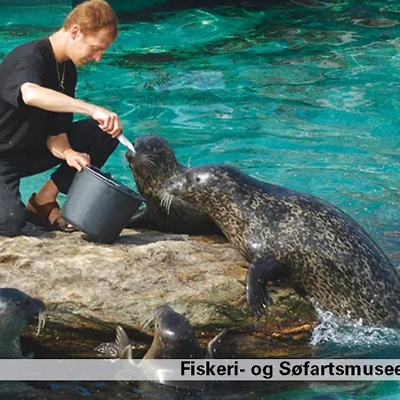 Lxxxix Blåvand
